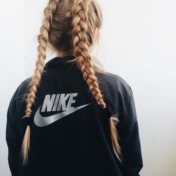 Meet your Posher, Leila