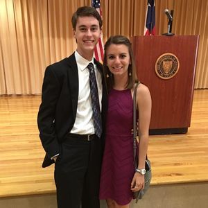 Meet your Posher, Holly