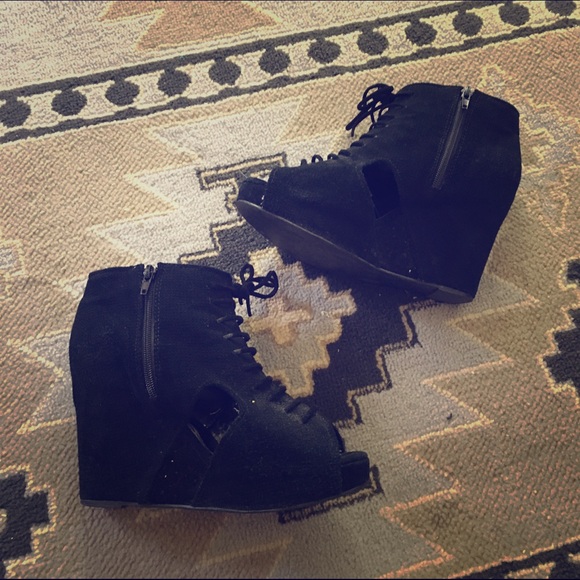 🙄EVERYTHING MUST GO SALE🙄