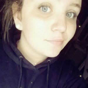 Meet your Posher, Aleesa