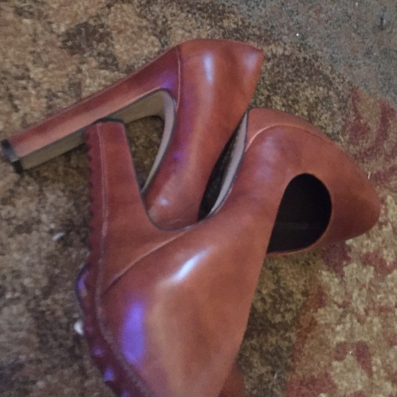 Brand new Vince Camuto