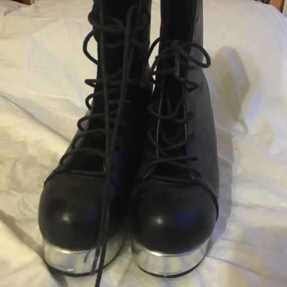 Jeffrey Campbell INSPIRED 'Back-Off' boots