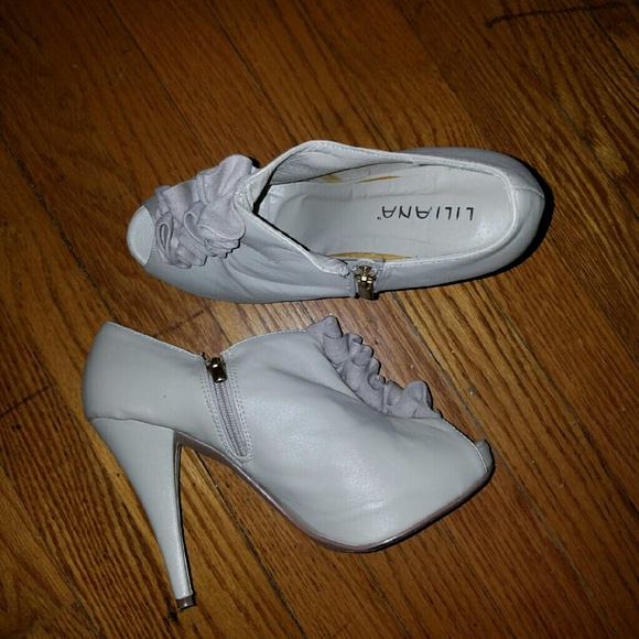 Super cute booties