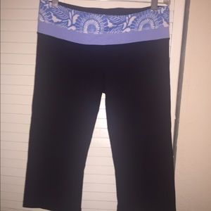 Lululemon yoga pants