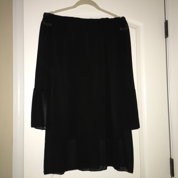 Over the shoulder dress