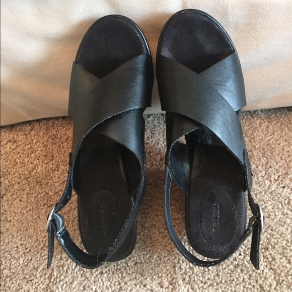Black, Sonoma Wedges