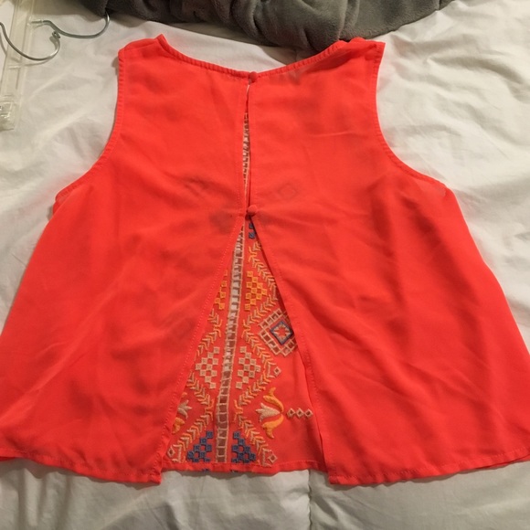 top - Picture 2 of 2