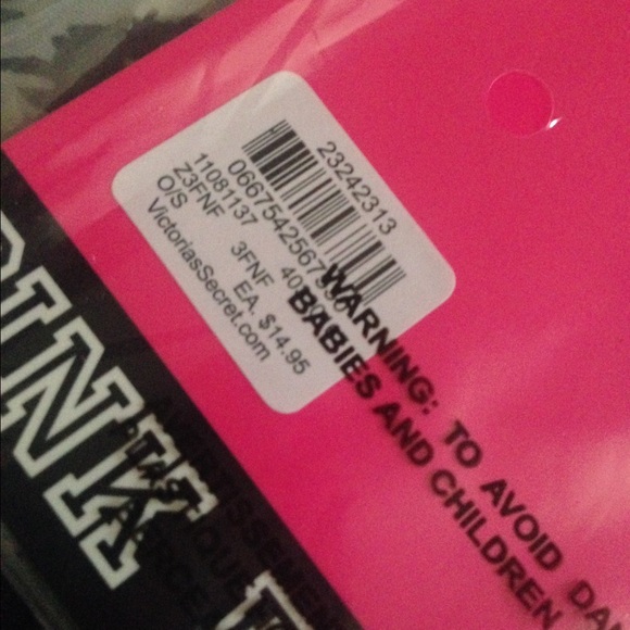 VS PINK PLANNER. FREE W/ $50 vs Purch - Picture 3 of 3