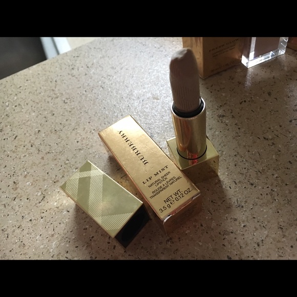 Burberry lipstick
