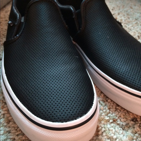 BRAND NEW BLACK SLIP ON VANS