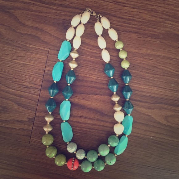 Bead necklace