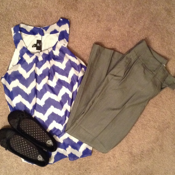 Cute chevron sleeveless blouse