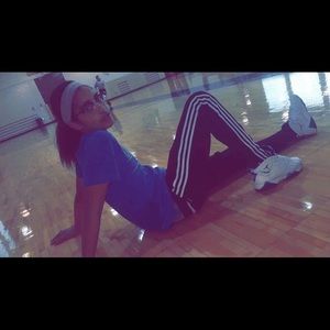 Meet your Posher, Halle