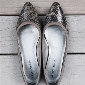 Ellen Tracy Snakskin Flats