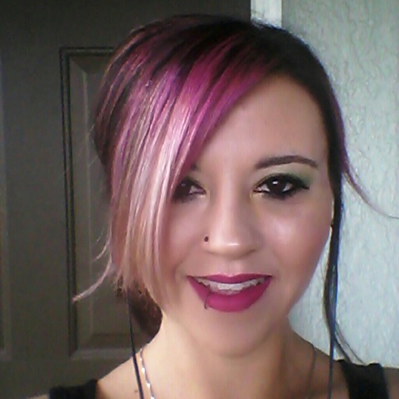 Meet your Posher, Jenean - Picture 2 of 2