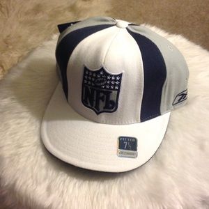 Reebok Other - NEVER WORN - NFL Cowboys Hat