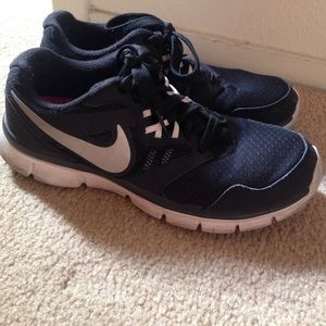 Nike flex experience RN 3