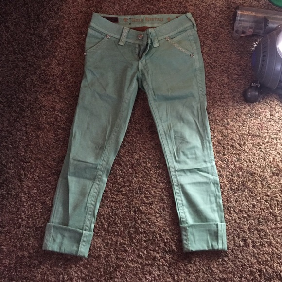 Mint Rock Revival Crop sz 25