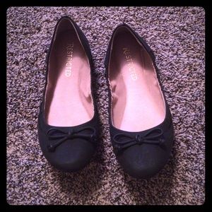 Black Ballet Flats