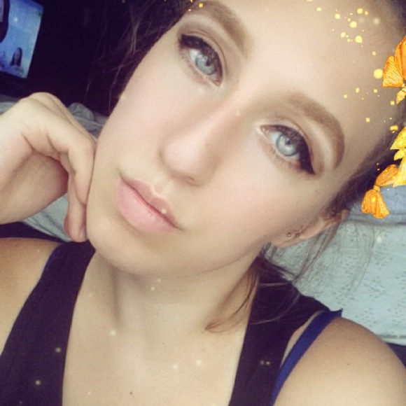 Meet your Posher, Molly