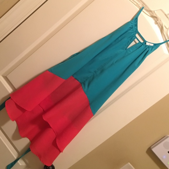 High-Low Dress - Picture 2 of 4