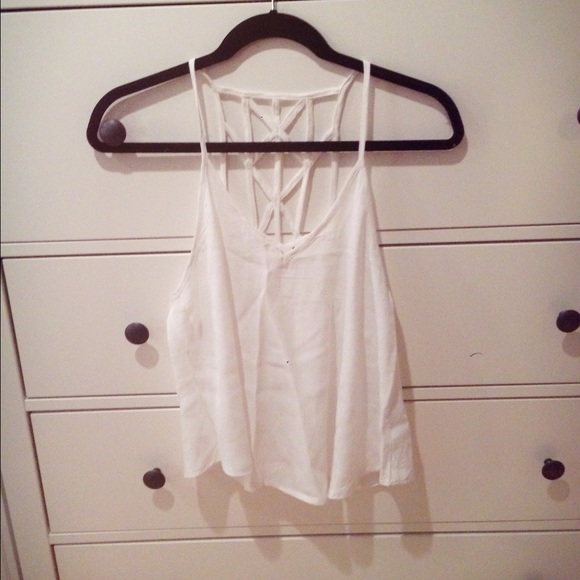 Brandy Melville slightly cropped top