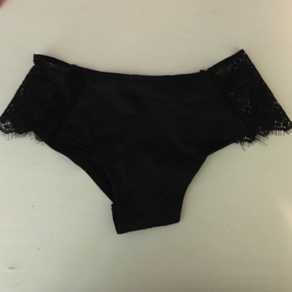 NWT 2 pairs of vs pink panties - Picture 4 of 4
