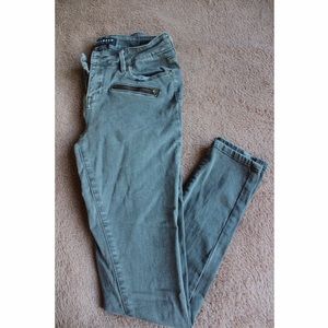 Bullhead Denim Co. Jeans - "Rocker Mid-Rise"