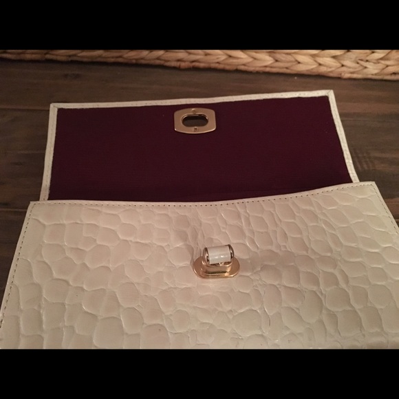 Ann Taylor metallic cream colored embossed wallet - Picture 2 of 3