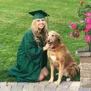 Meet your Posher, Olivia