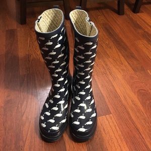 Navy whale rubber rain boots