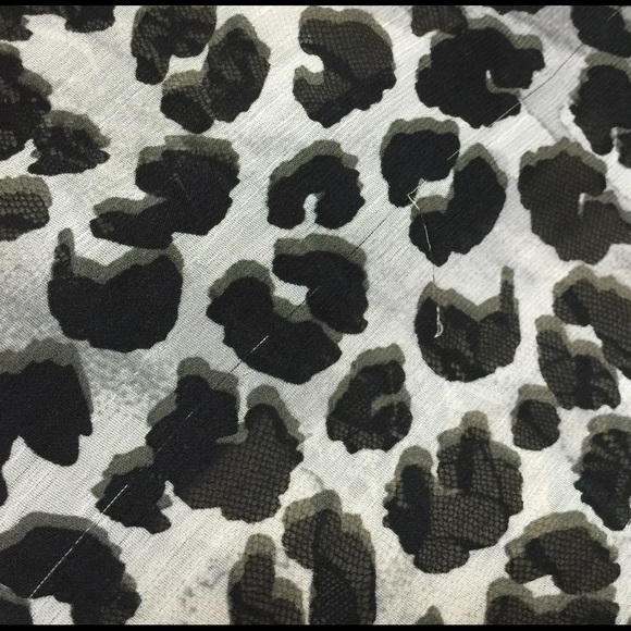 💰SOLD💰 Rue 21 Sheer Leopard Print & Lace Tank - Picture 3 of 3