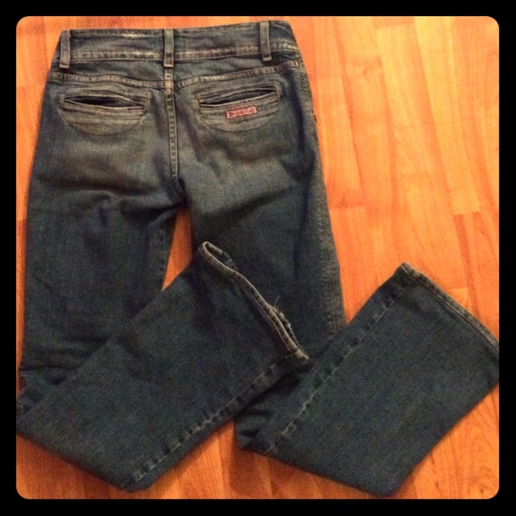 Hudson jeans!! Super cute fit!