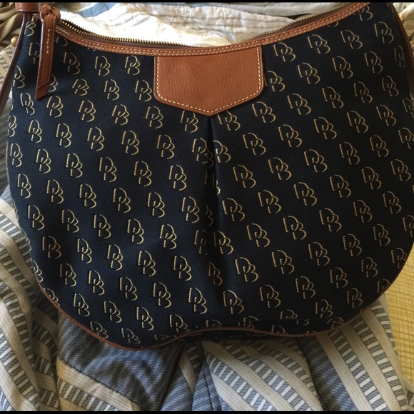 Brand new Dooney and Burke shoulder bag. - Picture 2 of 6