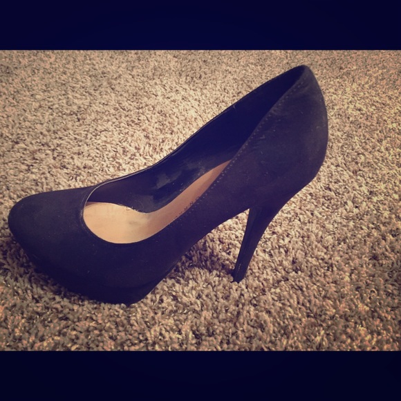 LC Lauren Conrad Johanna Pumps - Black