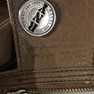 Bags - Tan purse Bags - Tan purse
