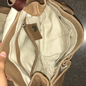 Bags - Tan purse Bags - Tan purse