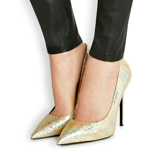 Authentic gold holographic giuseppe heels