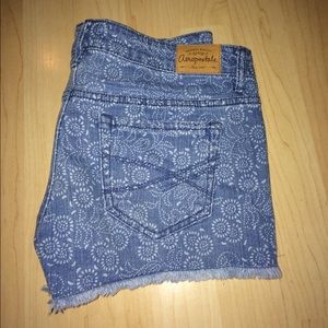 Aero denim shorts