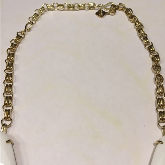 Kendra Scott White Harlow - Picture 3 of 3