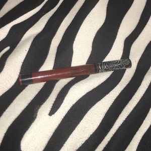 Kat Von D Vampira  Liquid Lipstick