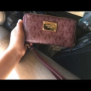 Michael kor clutch wallet