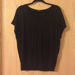 Black tee