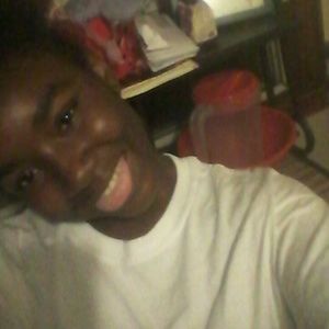 Meet your Posher, Shakira