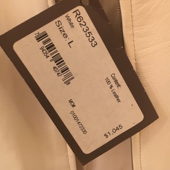 St. John sport, ivory Leather coat BRAND NWT - Picture 2 of 4