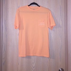 Vineyard Vines tshirt