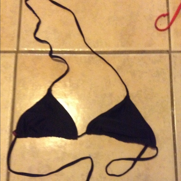 Plain black triangle top