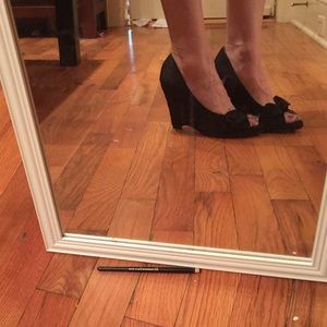 Steve Madden 7 1/2 black peep toe wedges.