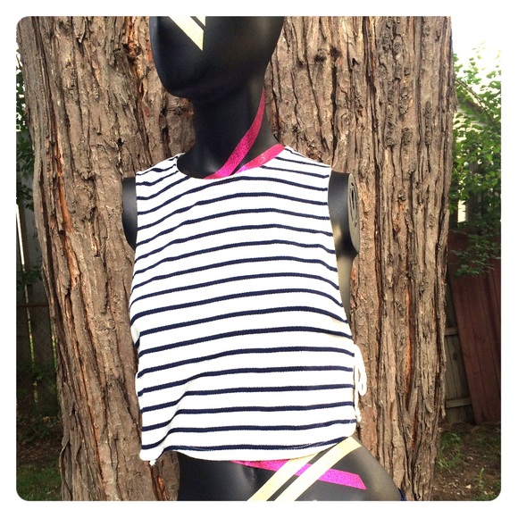 BDG Nautical Crop