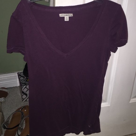 american eagle purple v neck